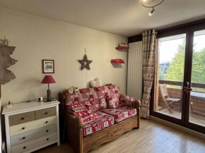 Alpe d'Huez: 2 pièces, 4 pers, proche pistes, balcon, parking - FR-1-405-140 L-Alpe D-Huez